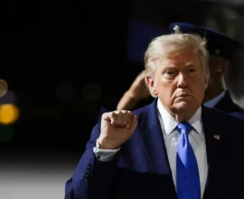 Trump warns Iran of military strike if nuclear deal talks collapse